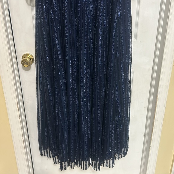 MAC DUGGAL Plunging Striped Sequin Long Sleeve Dress NWOT sz 14 - Picture 5 of 9